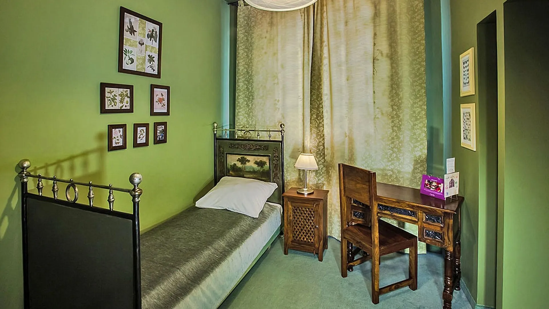 ורשה Castle Inn 3*,  פולין